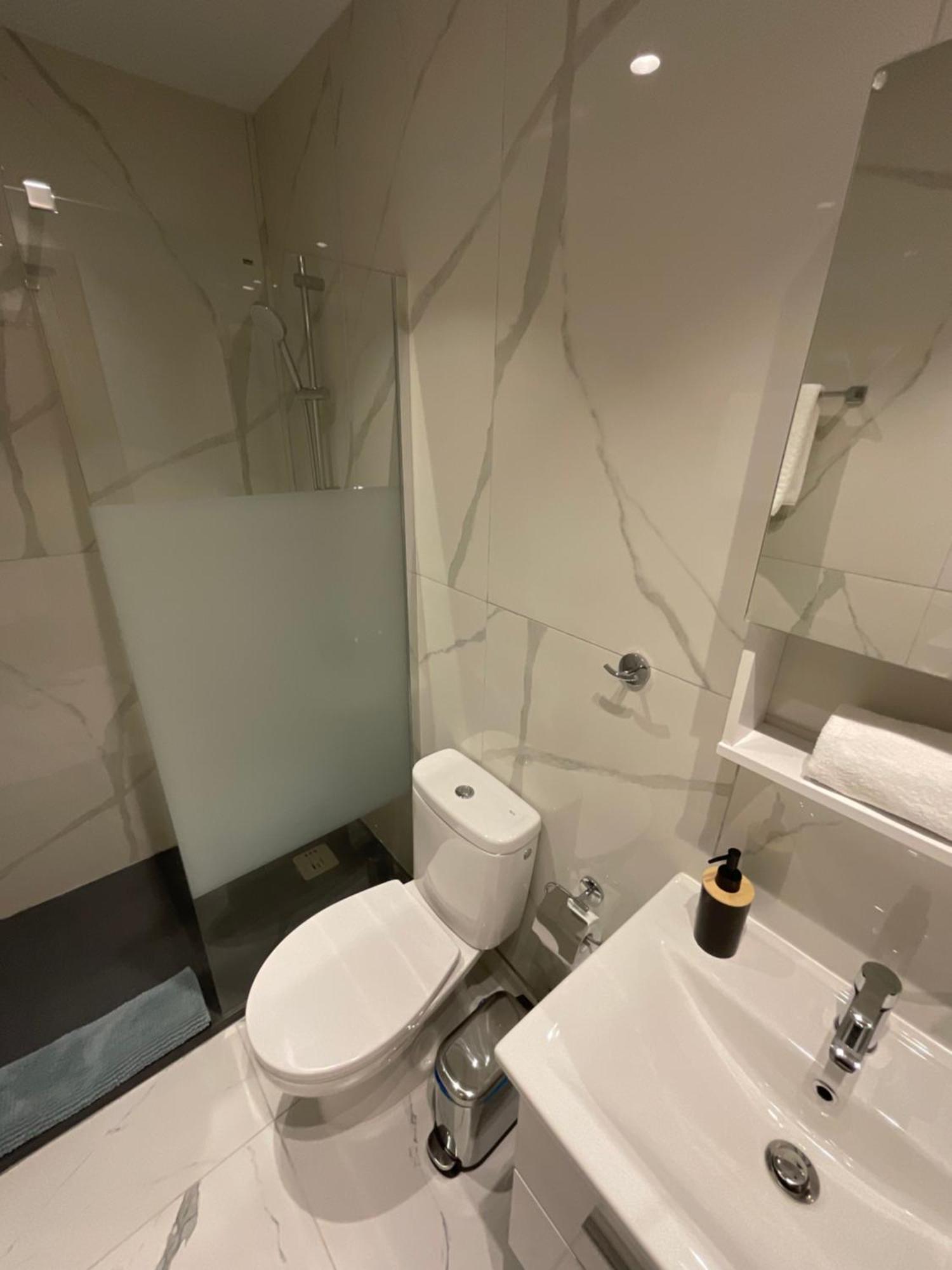 Le Voyageur By The Sea - Furnished Rooms Larnaca Dış mekan fotoğraf