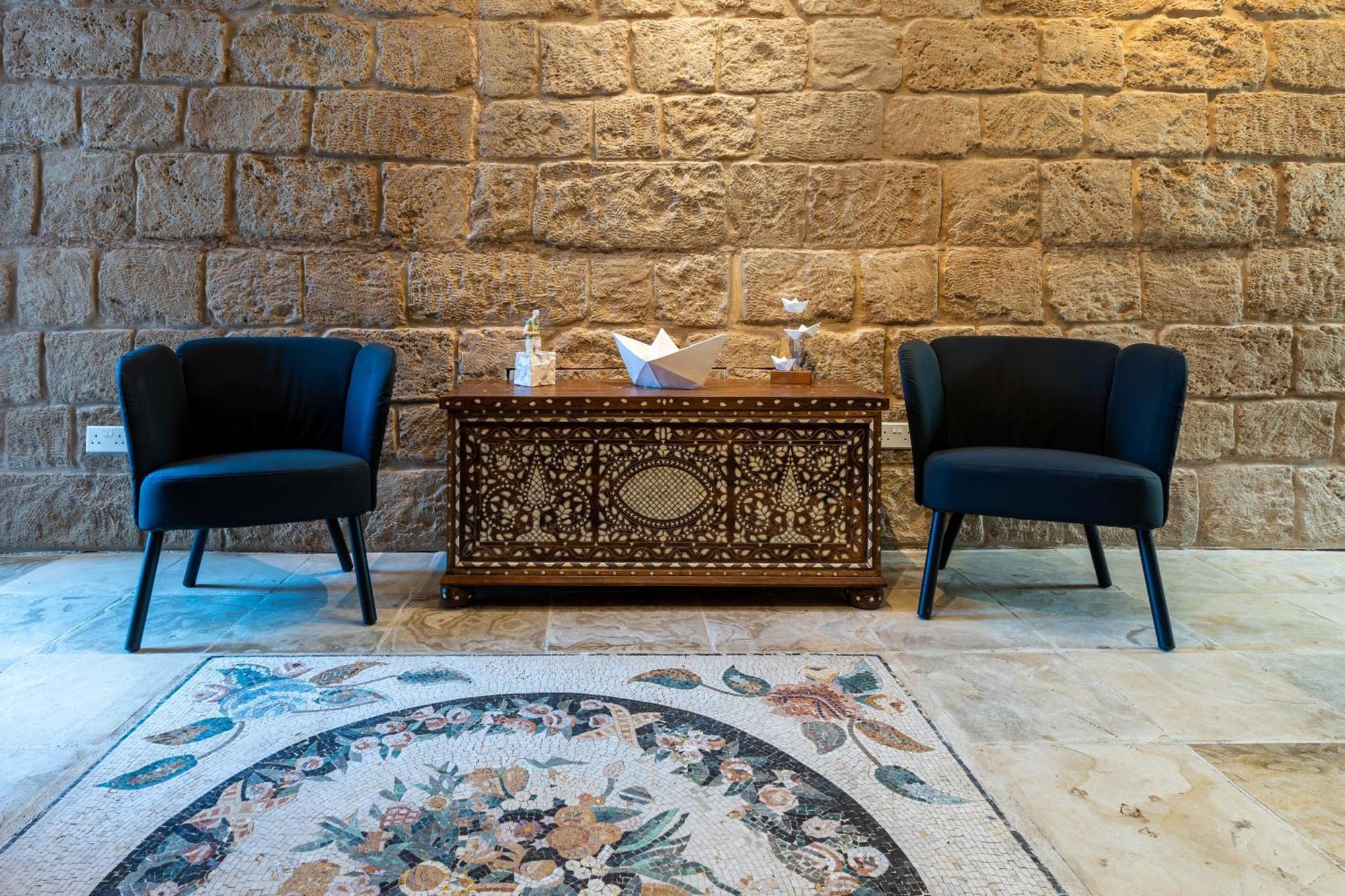 Le Voyageur By The Sea - Furnished Rooms Larnaca Dış mekan fotoğraf